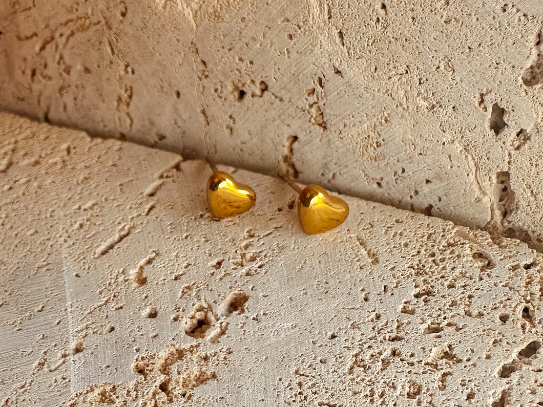 Amor Stud earrings