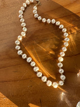 Load image into Gallery viewer, Pearlitas necklaces
