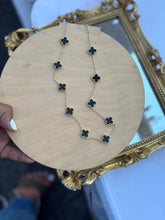 Load image into Gallery viewer, Clover necklace
